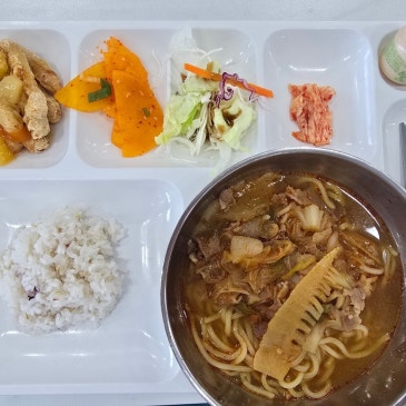 화성·평택·안양·수원·용인 구내식당 식단 공개｜직원 만족도를 높이는 위탁급식 운영 사례 대표 이미지