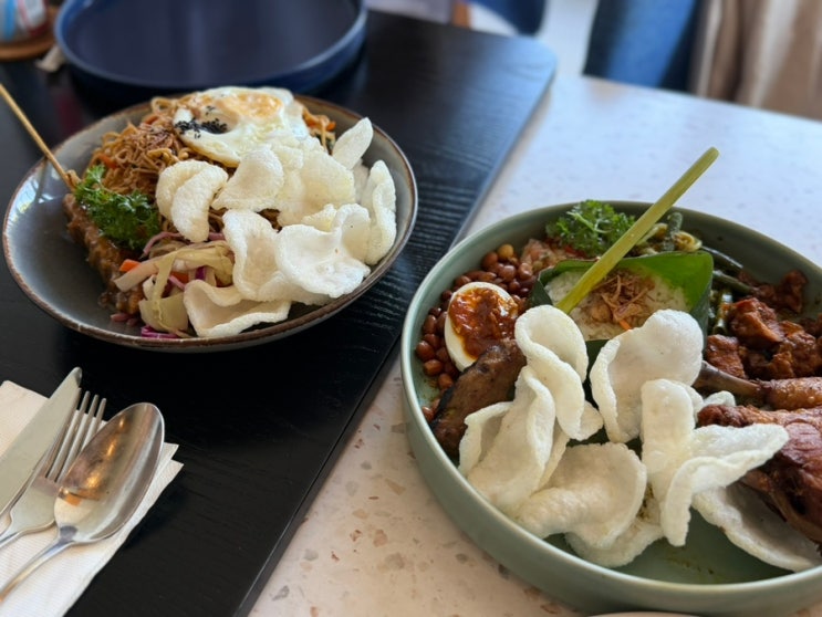 울루와투 현지인 추천맛집 Warung Bejana Uluwatu