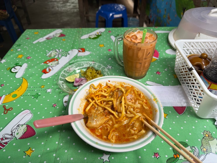 Khao Soi Arak | 태국 치앙마이 올드타운 카오소이 노포 맛집