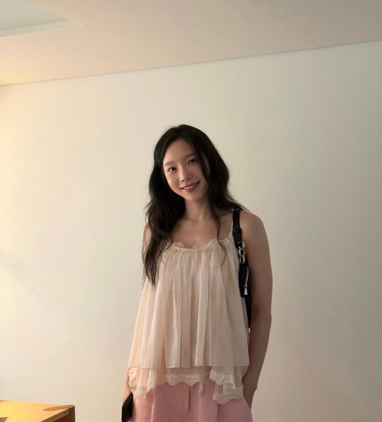 여자 레이스 블라우스 추천  태연 블라우스 썬번 프로젝트 제품...