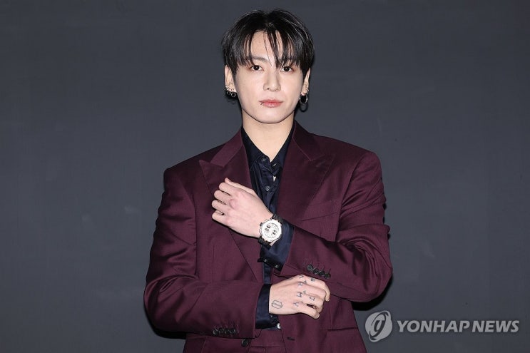 정국, 유럽 투어 임산부 아미 응원, 무릎 꿇은 진심 포착