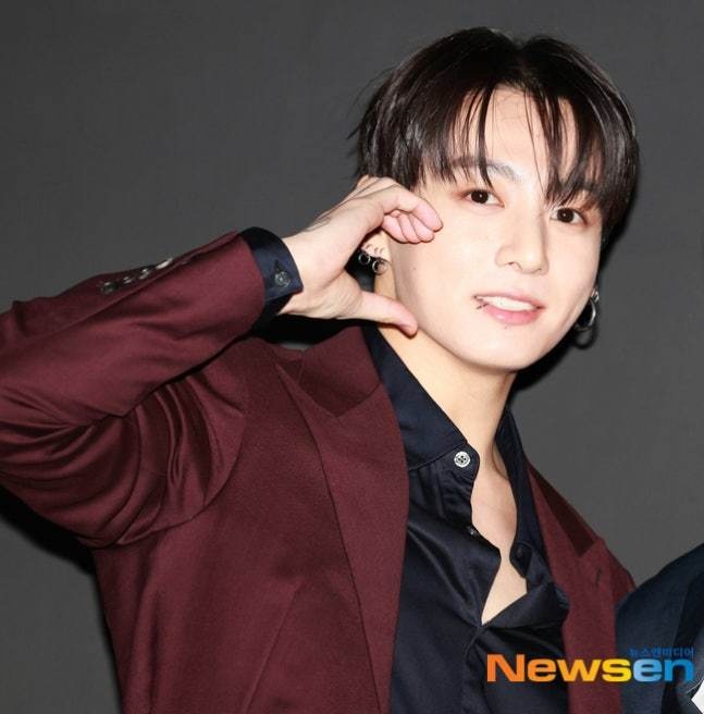 정국, 유럽 투어 임산부 아미 응원 포착 역대급 스윗 모먼트...