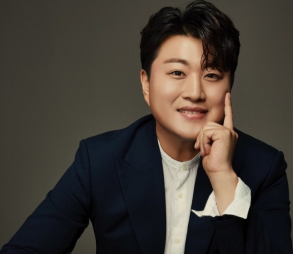 김호중 가석방 출소, 767일 만의 사회 복귀