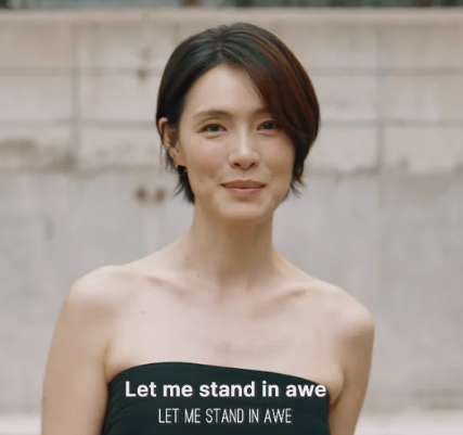 "크롭톱 입고 전능하신 여호와?" 애프터스쿨 리더 가희의 파격 근황에 온라인이 뒤집힌 이유
