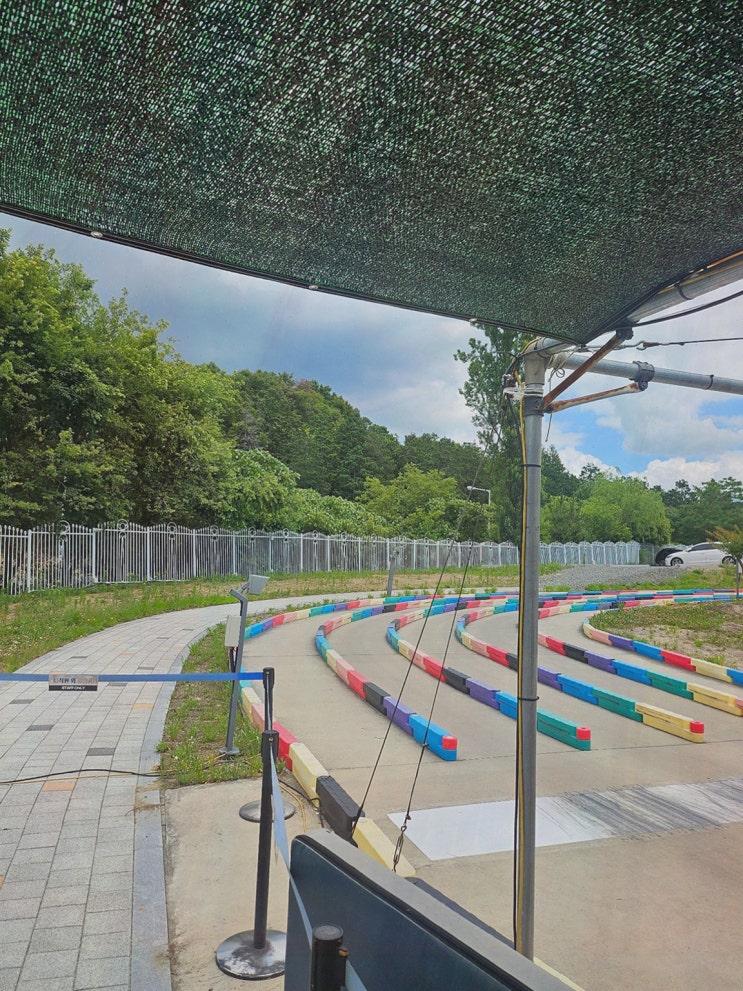 [경주루지월드] 경주 황리단길 데이트 코스 추천, 브레이크로 안전하게 즐기는 1.6km 루지 체험