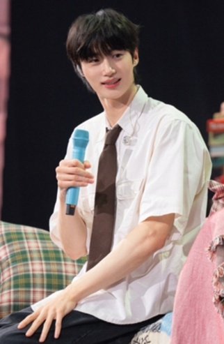 변우석, 서울 팬미팅 후 아시아 투어! 잠실을 뜨겁게 달군...