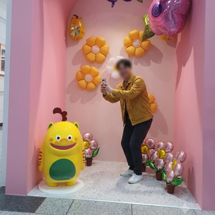 포토존 제작할 때 FRP 조형물 활용하면 좋은 이유?