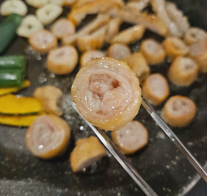 연막창 이대직영점 이대역맛집, 연잎 숙성 잡내 잡고 시그니처 기름장까지