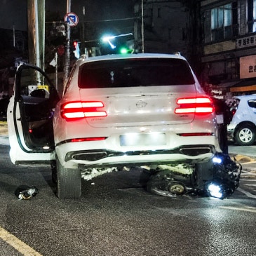 "시속 178km 만취질주" 두 딸 태우고 사망사고 낸 엄마 결국 '징역 12년' 선고