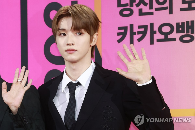 라이즈 성찬 인천공항 장면, 일본 팬미팅 전 짚을 선