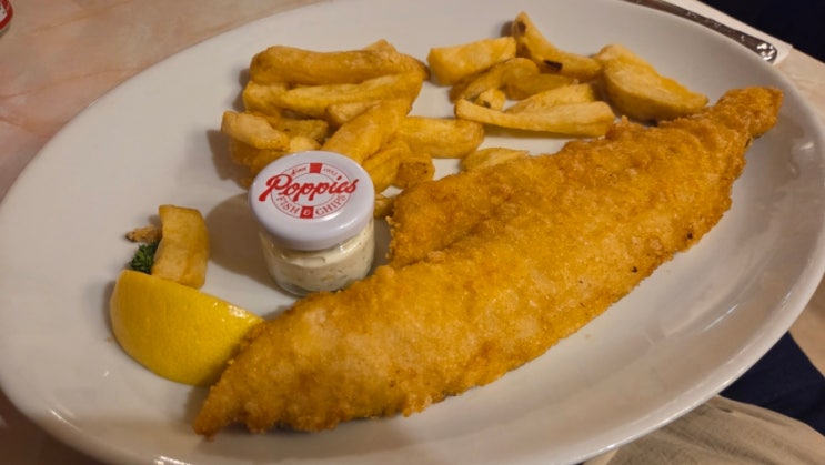[영국/런던] 소호 피쉬앤칩스 맛집 '포피스(Poppies Fish & Chips)' 후기 (....