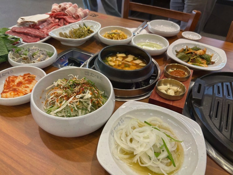 (한마음정육식당 인천논현점) 소래포구역삼겹살집, 된장찌개 무한리필로 모임 끝!
