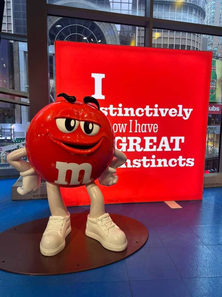 뉴욕 기념품 추천! 타임스스퀘어 M&M 월드(M&M'S New York) 앰앤앰 스토어....