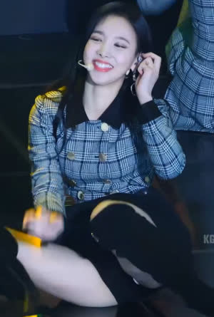 (후방주의) 역대급 찰나의 순간 ㅗㅜㅑ 트와이스 나연...