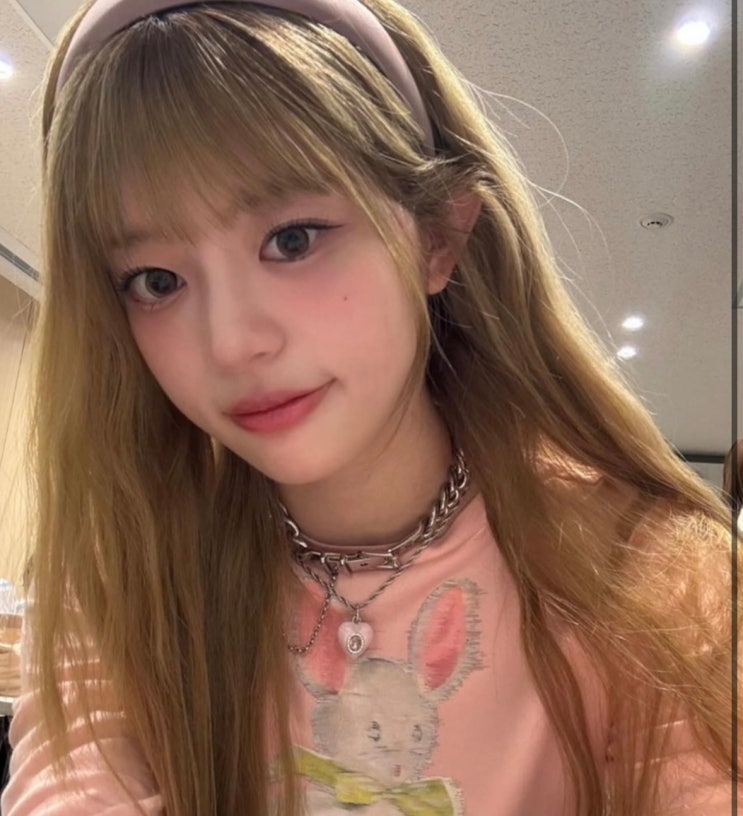 쿨톤 웜톤 모두 저격! 아일릿 민주 머리색 '카키베이지' 염색...