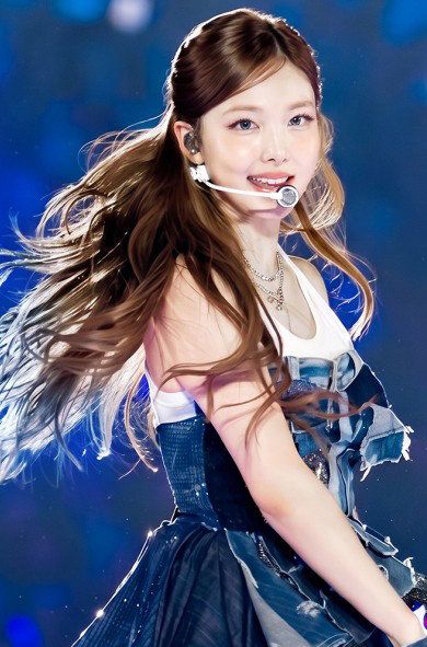 [K-POP] "이젠 대접받을 차례" 트와이스 나연 母 SNS 발언 파장...