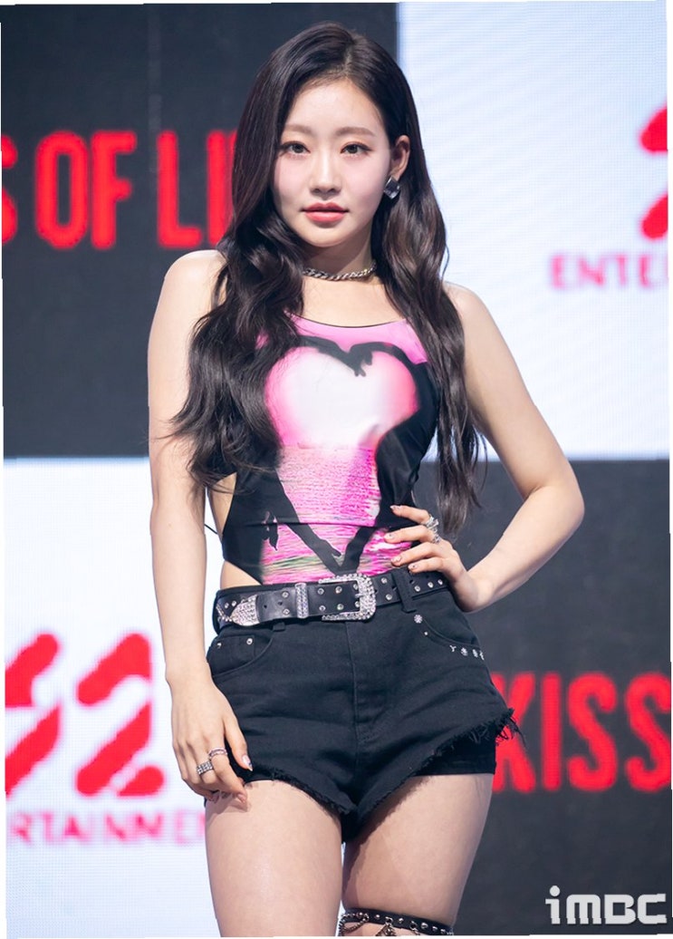 건강한 에너지, 쥴리의 무대 위 빛나는 존재감