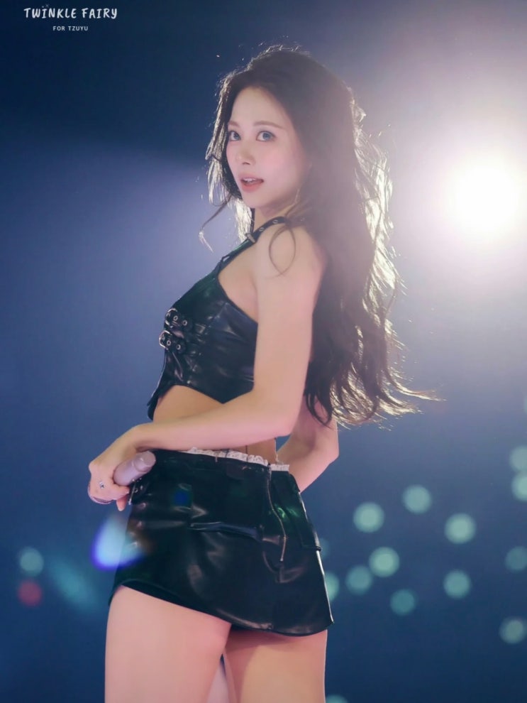 트와이스 쯔위, 1년 월드투어 마친 진심…“원스와 오래오래...