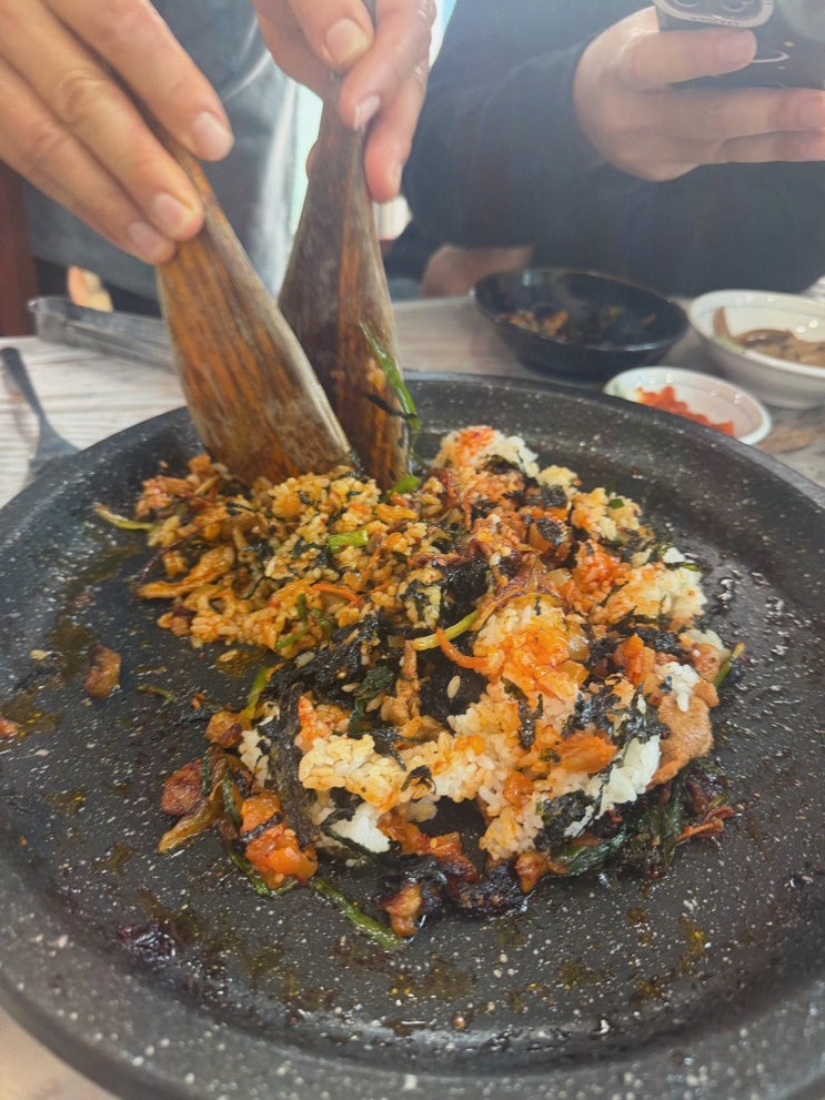 거제단체식사 탁오네, 사장님 직접구이로 편한 오리불고기 한 상