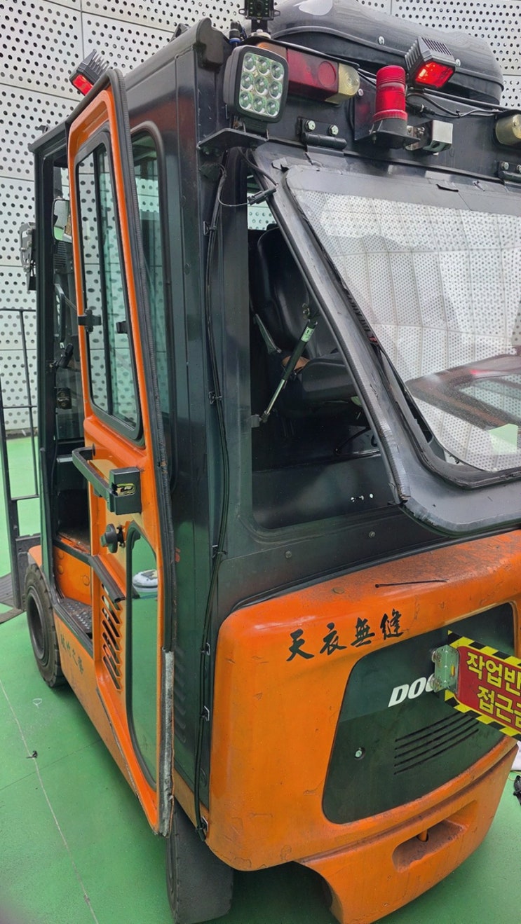 리튬코리아서비스 청주지게차안전장치, 중고 도입 전 안전부터 잡았어요