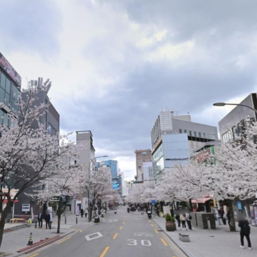 [70억 이하] 서대문구 창천동 신촌 명물길 빌딩 매매 – 63억원