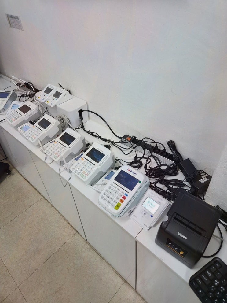 페이로 페이로, 무선 이동 결제와 외국인 대응까지 한번에