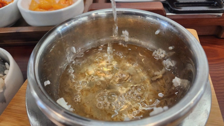 (내고향삼천포) 검단한정식, 화덕 생선구이 풍미가 모임을 바꿔요