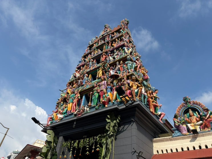 싱가포르 차이나타운 스리 마리암만 사원 Sri Mariamman Temple 혼자 여행....