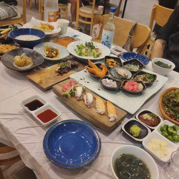 경포대맛집 경포동해횟집, 넓고 현대적인 오션뷰 분위기