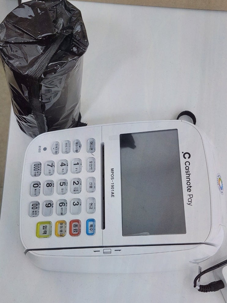 카드단말기, 이동 결제와 외국인 결제까지 매끄럽게 페이로