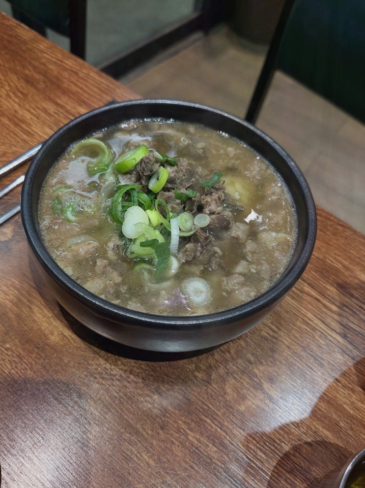 신당역 맛집 찾으시나요? 든든한 해장 한 끼, 팔팔너구리해장 신당본점