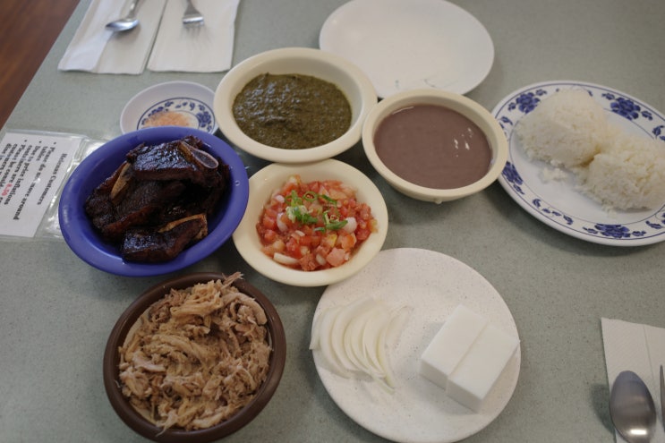 [하와이 여행] 22.10.18 Helena's Hawaiian Food 헬레나스 하와이안 푸드 하와....