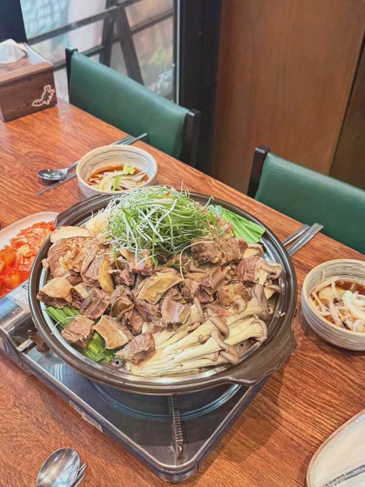 팔팔너구리해장 신당본점, 신당역 맛집에서 고기 푸짐 데이트