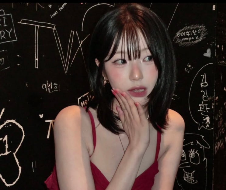 프로미스나인 백지헌 중단발 레이어드컷 분석: 거지존 극복하는 앞머리 사이드뱅 스타일링 ....