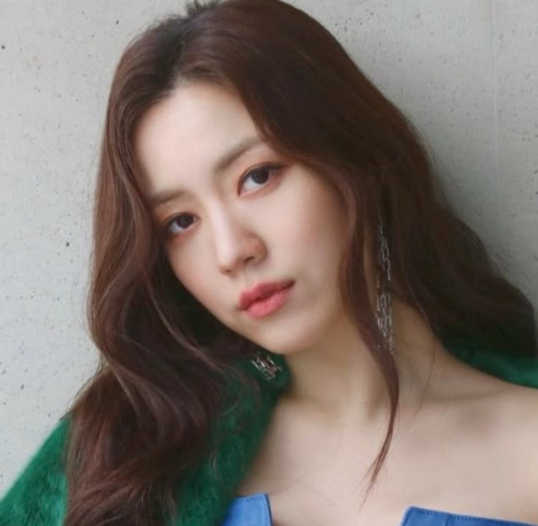 류화영 예비신랑 얼굴 공개, 9월 결혼 앞두고 반응 폭발