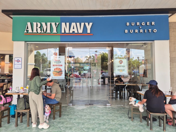 필리핀 햄버거 체인점 "ARMY NAVY" 아미네이비 방문 후기