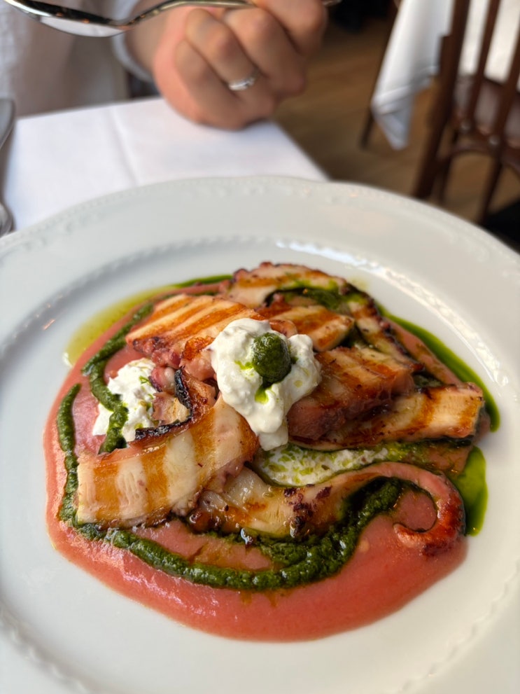 HM3. [밀라노 맛집] 신혼여행 데이트 코스로 강력 추천! Eataly 근처 클....