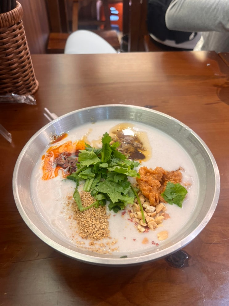 [쿤밍한달살기] 쿤밍식물원, 현지재래시장(马街) 땅콩쌀국수