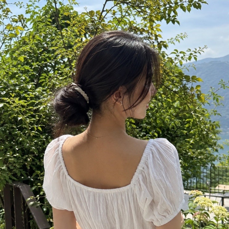 여름에 깔끔하고 예쁘게 긴머리 똥머리 묶는방법