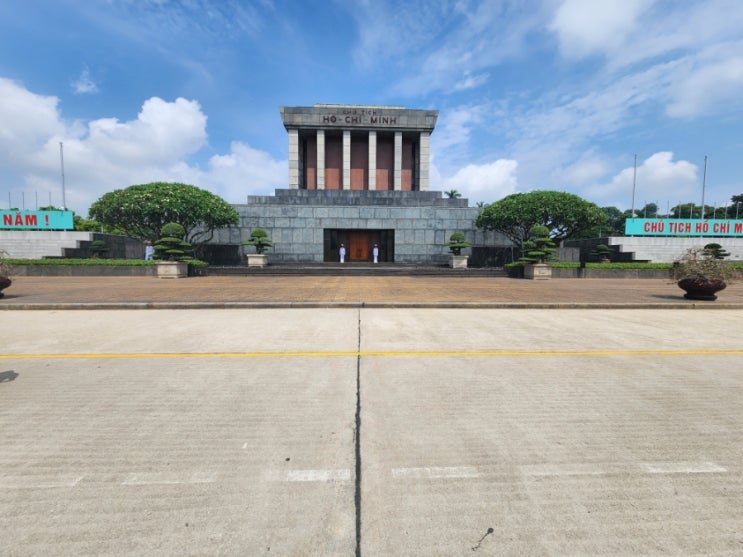 베트남 하노이 가볼만한곳 바딘광장 호찌민 묘소 위치 내부관람시....