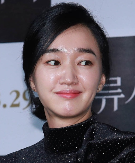수애 4년 공백, 활동 중단 이유는…새 프로필 공개로 복귀 기대감