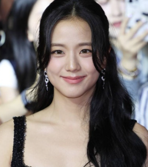 지수 눈물 사과, 블랙핑크 10주년에 무슨 일이