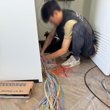 마포구 빌딩 광케이블 연장 작업, 랜 커넥터 제작까지 하루 만에 완료