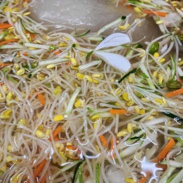 여름철 구내식당 식단 공개｜무더위에도 맛있게 먹는 기업 위탁급식 메뉴 대표 이미지