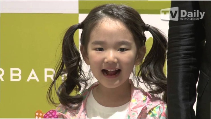 '소다 남매' 이범수 딸 소을, 엄마 이윤진보다 훌쩍 큰 폭풍 성장 근....