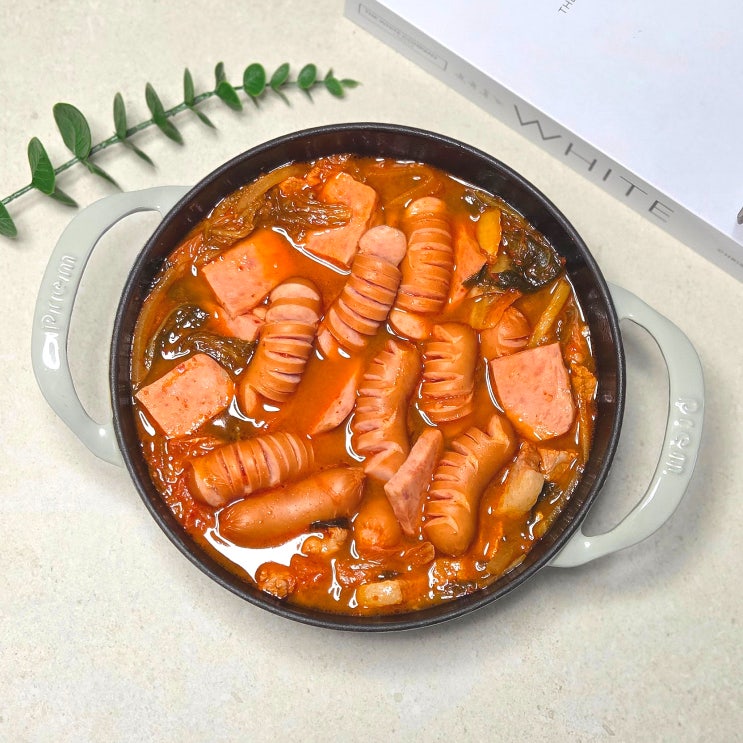 부대찌개 황금 레시피 간단한 김치 찌개요리 만드는법 재료