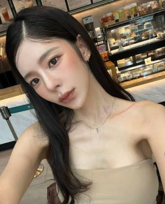 "뼈말라 몸매로 리즈 갱신".. 한 달 만에 7kg 뺀 장재인이 절대 안 하....