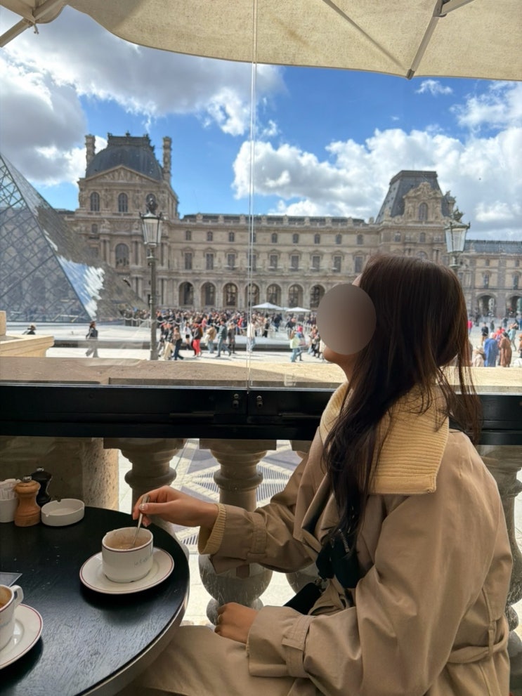 프랑스 파리 르카페마를리 Le Cafe Marly | 루브르 박물관 피라미드뷰 ....