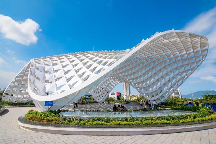 베트남 다낭 관광지 15편｜APEC 공원(APEC Park) 한강변의 독특한 건축물....