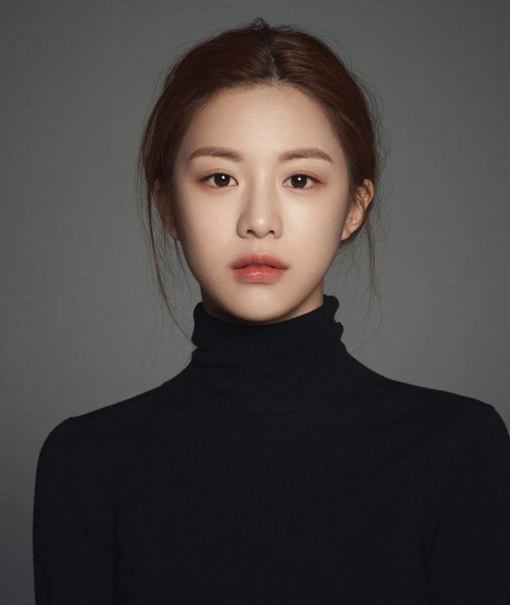 고윤정 프로필｜〈무빙〉부터 〈이 사랑 통역 되나요?〉까지, 안원잘부 출연